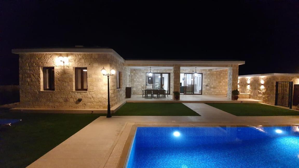 Villa Yermanina Geroskipou Bagian luar foto