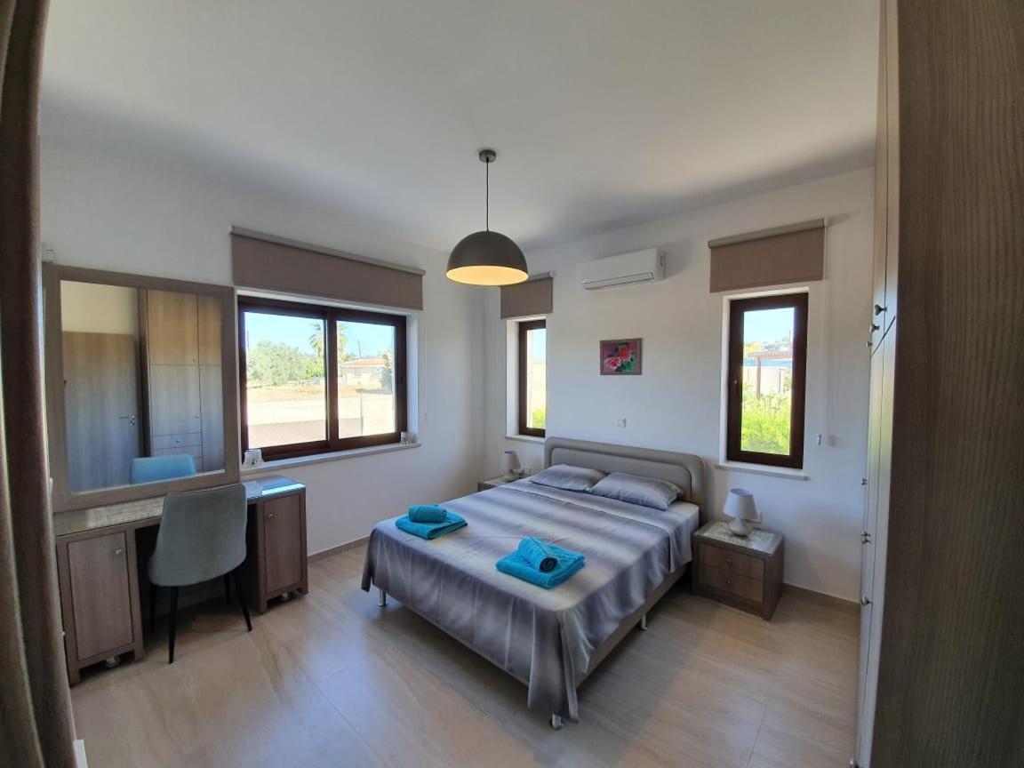 Villa Yermanina Geroskipou Bagian luar foto