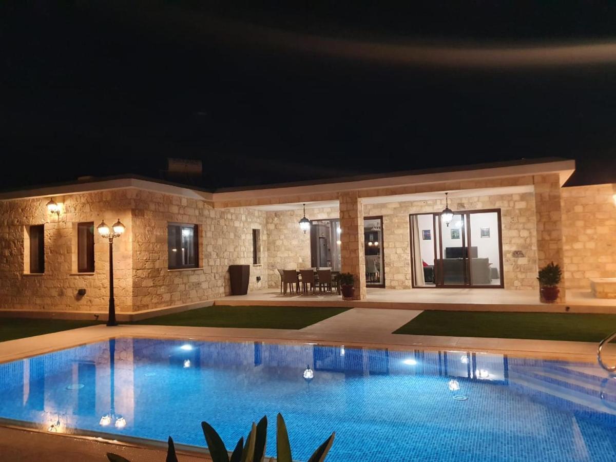 Villa Yermanina Geroskipou Bagian luar foto