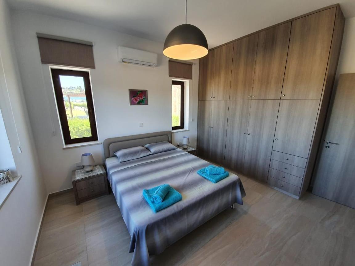 Villa Yermanina Geroskipou Bagian luar foto
